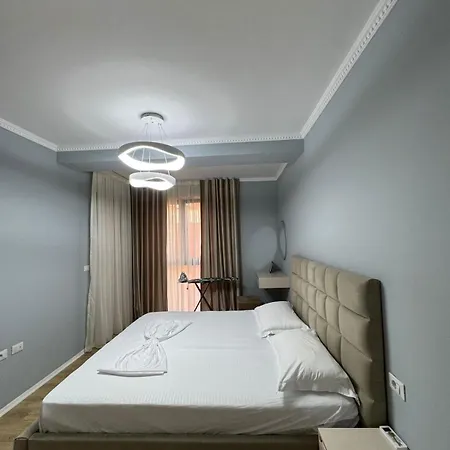 Malaj Apartment *